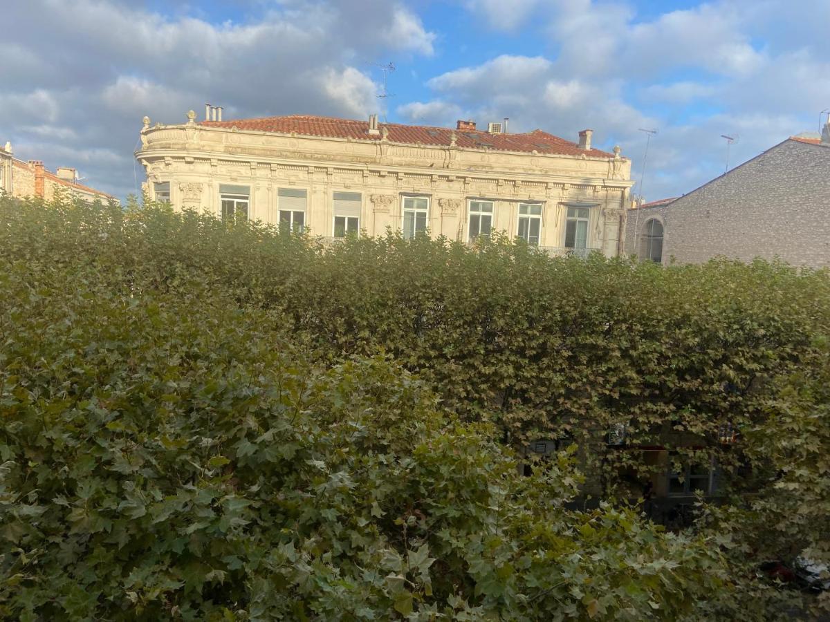 Charmant Appartement Central Terrasse Proche Gare Sete Bagian luar foto